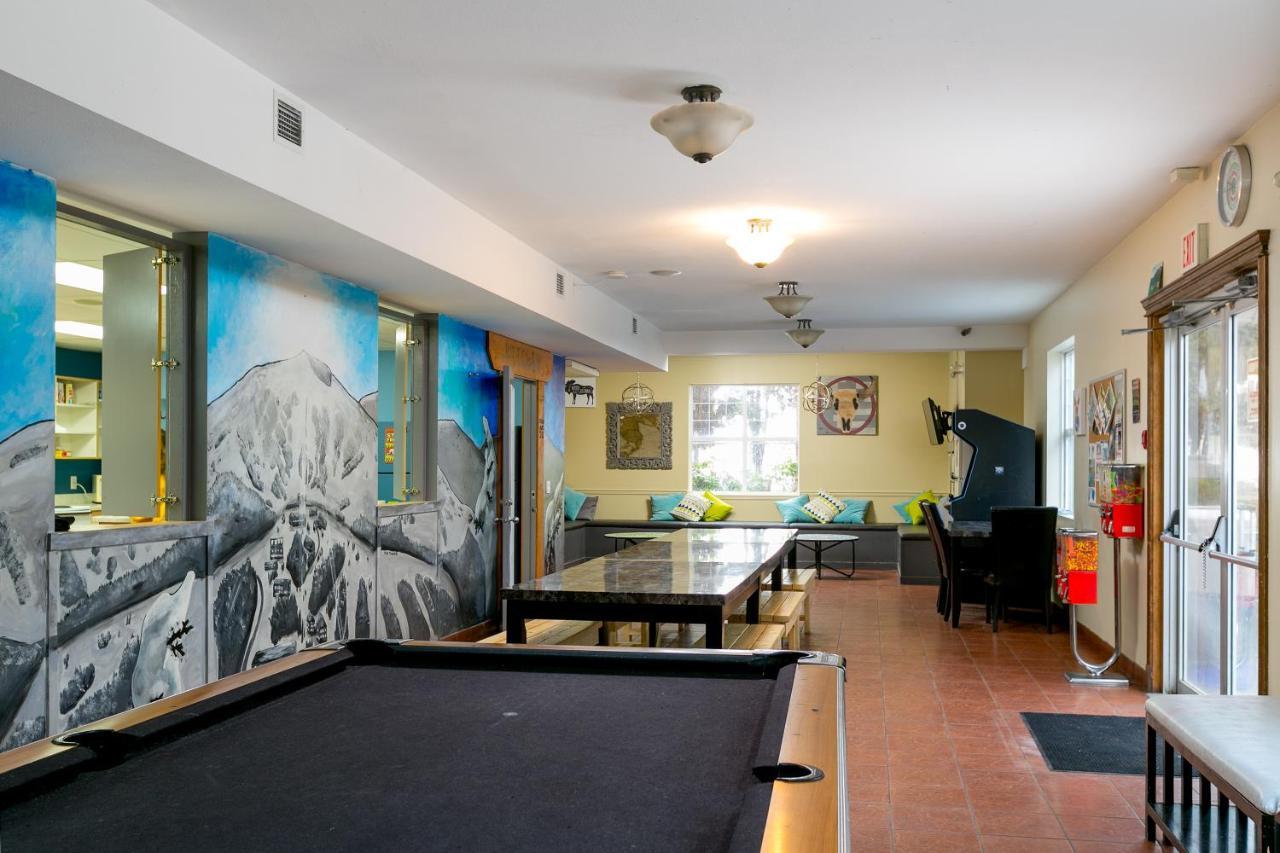 Hi Kelowna Hostel Екстер'єр фото
