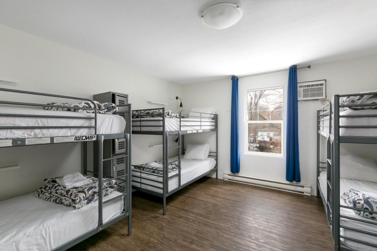 Hi Kelowna Hostel Екстер'єр фото