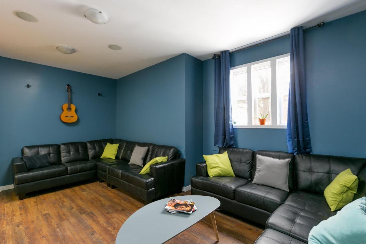 Hi Kelowna Hostel Екстер'єр фото
