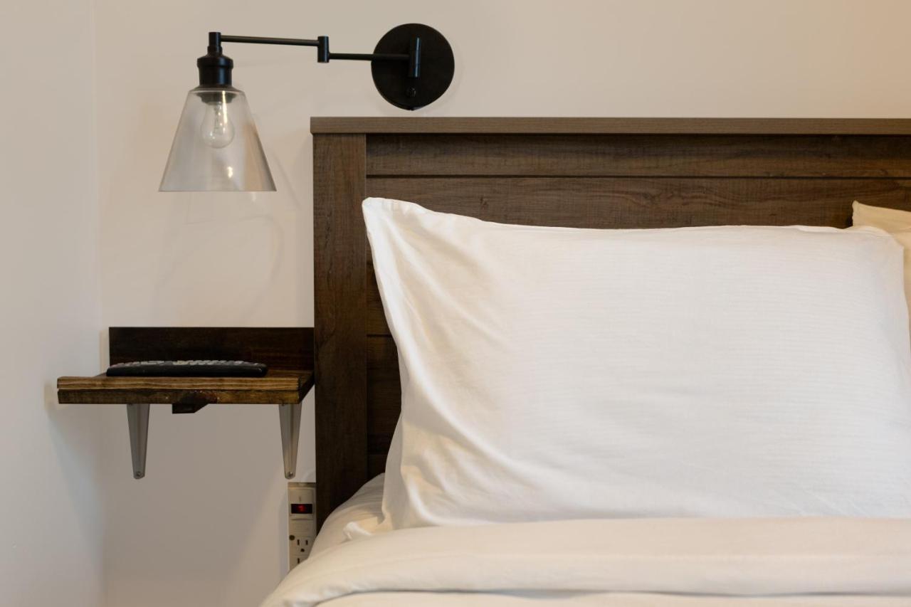 Hi Kelowna Hostel Екстер'єр фото