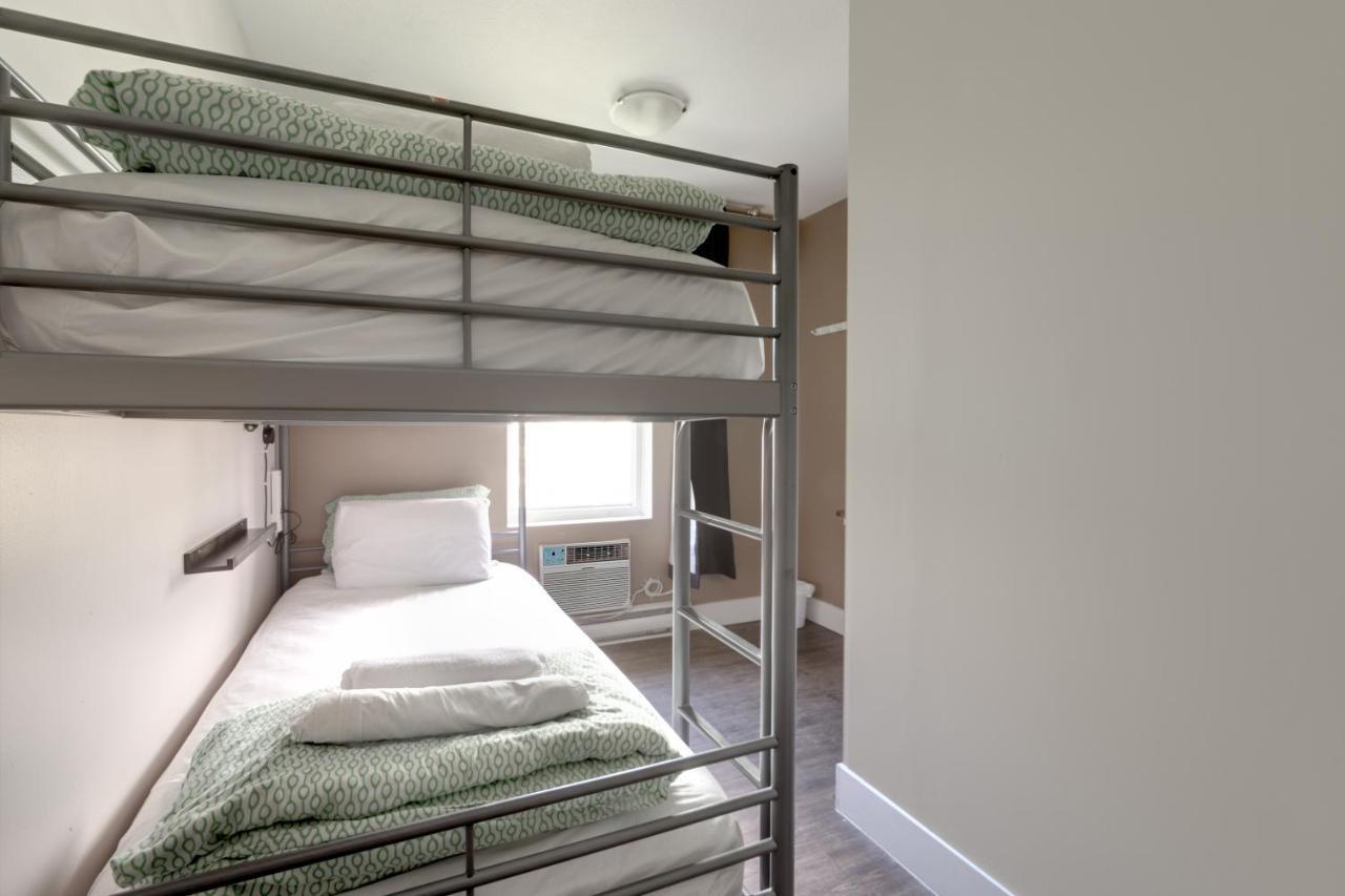 Hi Kelowna Hostel Екстер'єр фото