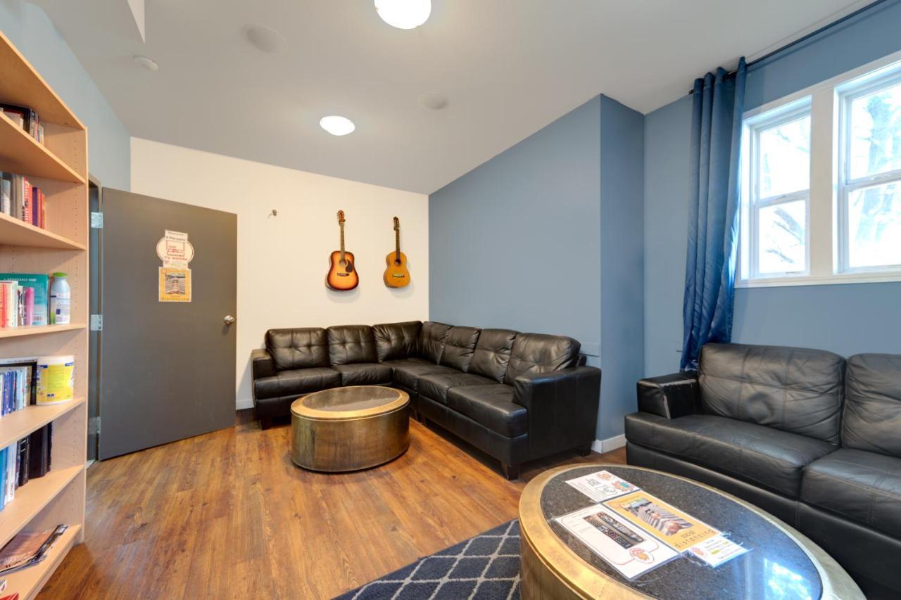 Hi Kelowna Hostel Екстер'єр фото