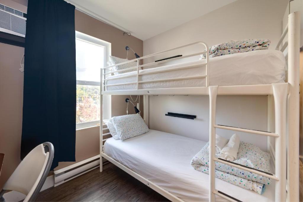 Hi Kelowna Hostel Екстер'єр фото